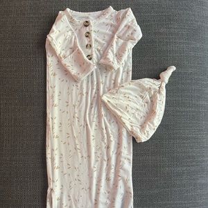 Lou Lou & Co Newborn Gown Set